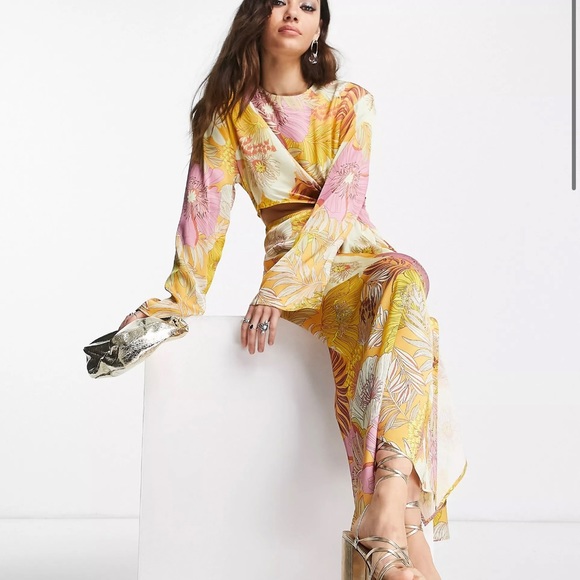 Topshop Floral Silk Midi Dress - Picture 4 of 8